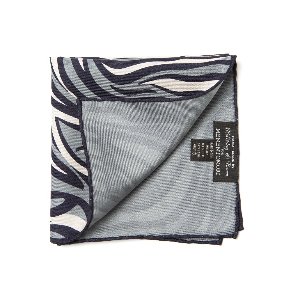 Wave & Solid Double Faced Navy Gray Printed Silk Pocket Square