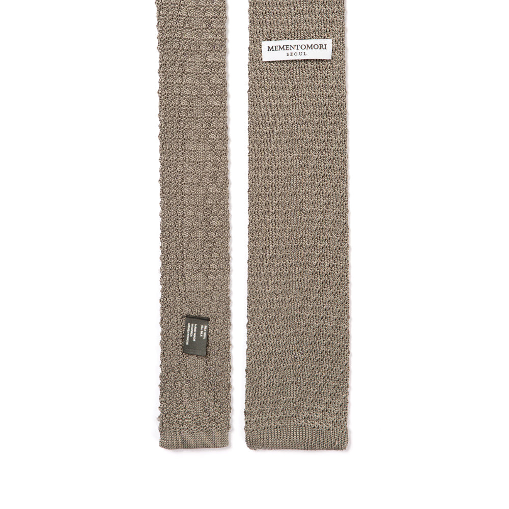 Square End Silver Gray Silk Knitted Tie