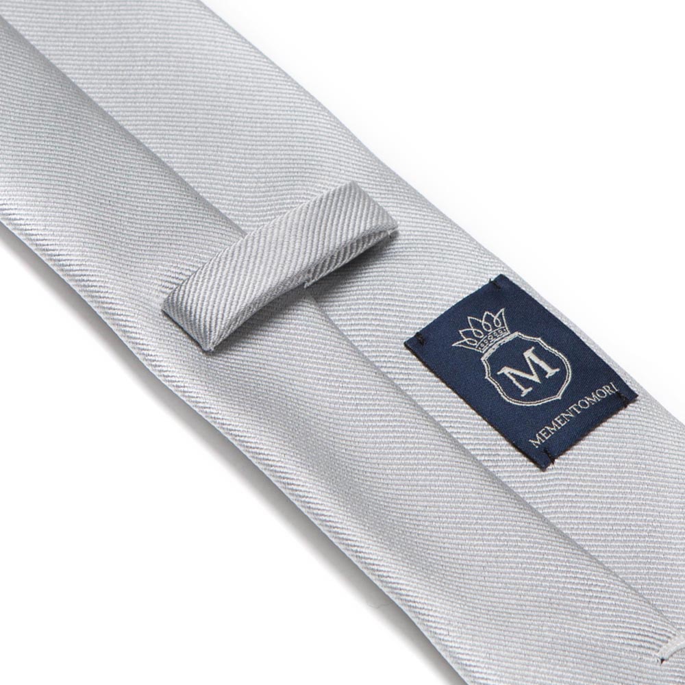 King Twill Solid Silver Silk Tie