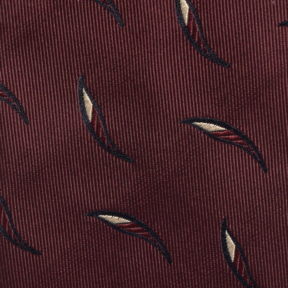 Leaf Motif Pattern Burgundy Woven Silk Tie