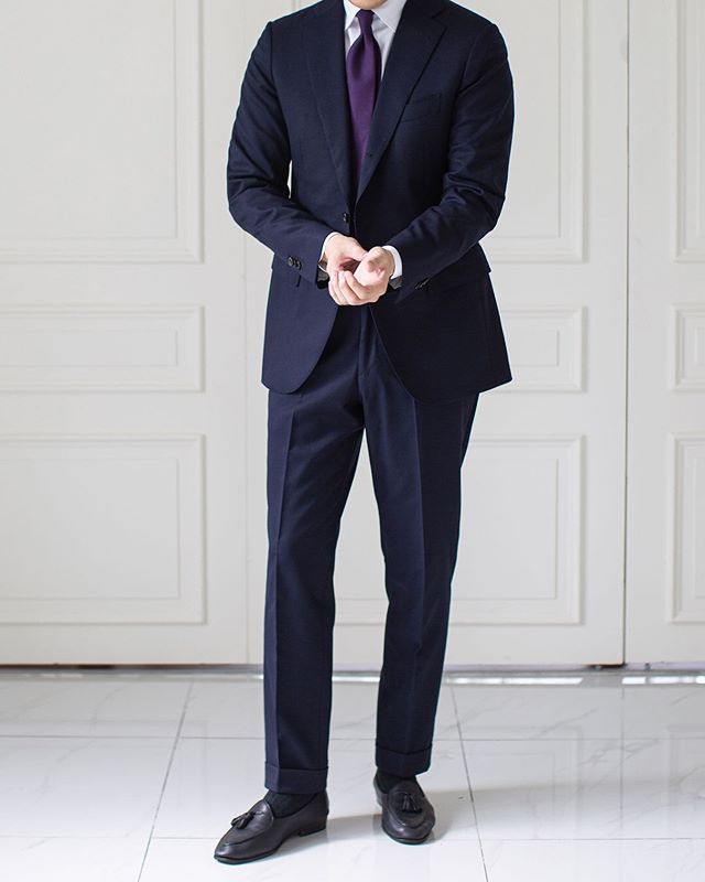 Herringbone Solid Bordeaux Silk Tie