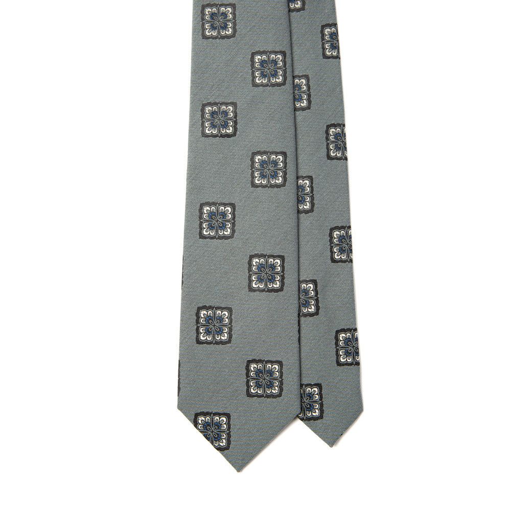 Big Classic Tile Pattern Dim Gray Woven Silk Tie